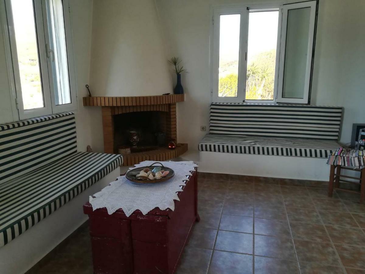 Avgoustis' Stone House Villa Otziás Exteriör bild