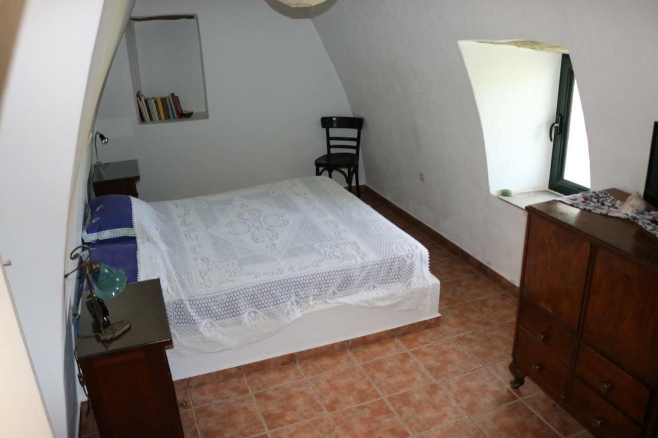 Avgoustis' Stone House Villa Otziás Exteriör bild